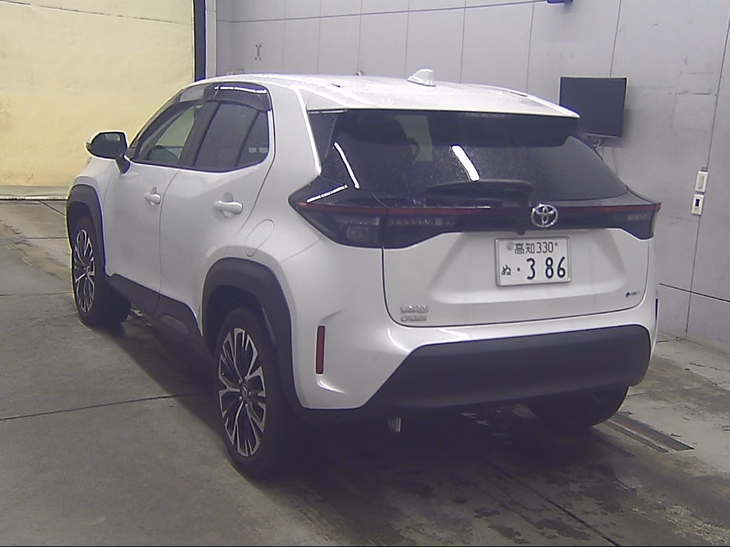TOYOTA YARIS CROSS