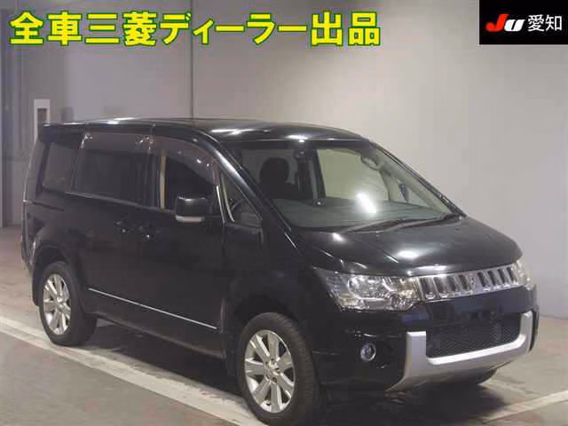 MITSUBISHI DELICA D:5