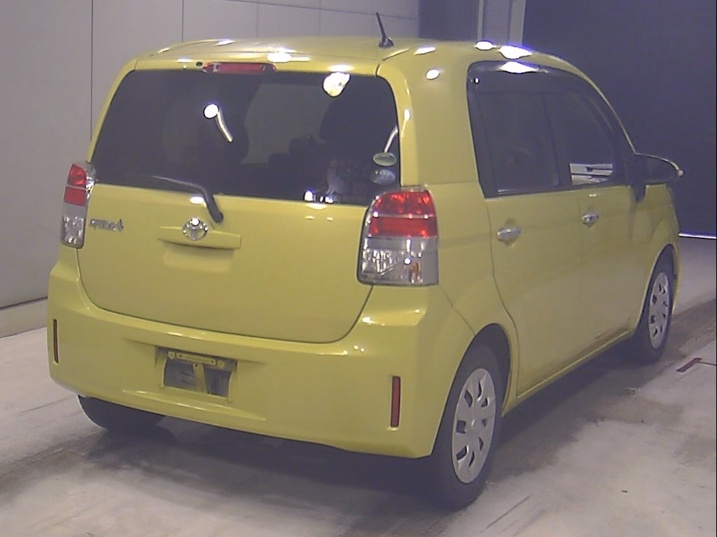 TOYOTA SPADE