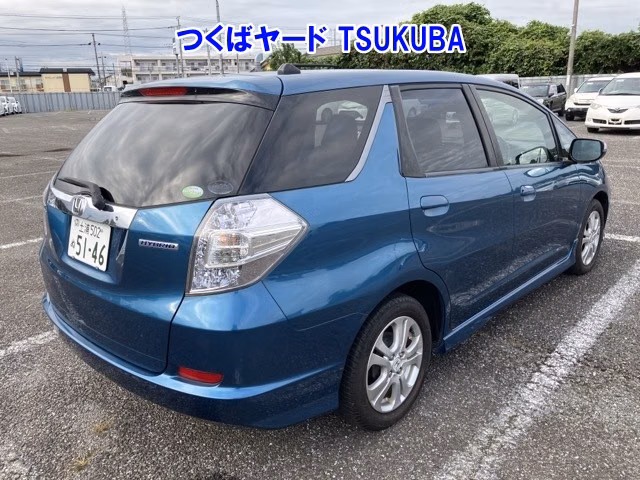 HONDA FIT SHUTTLE