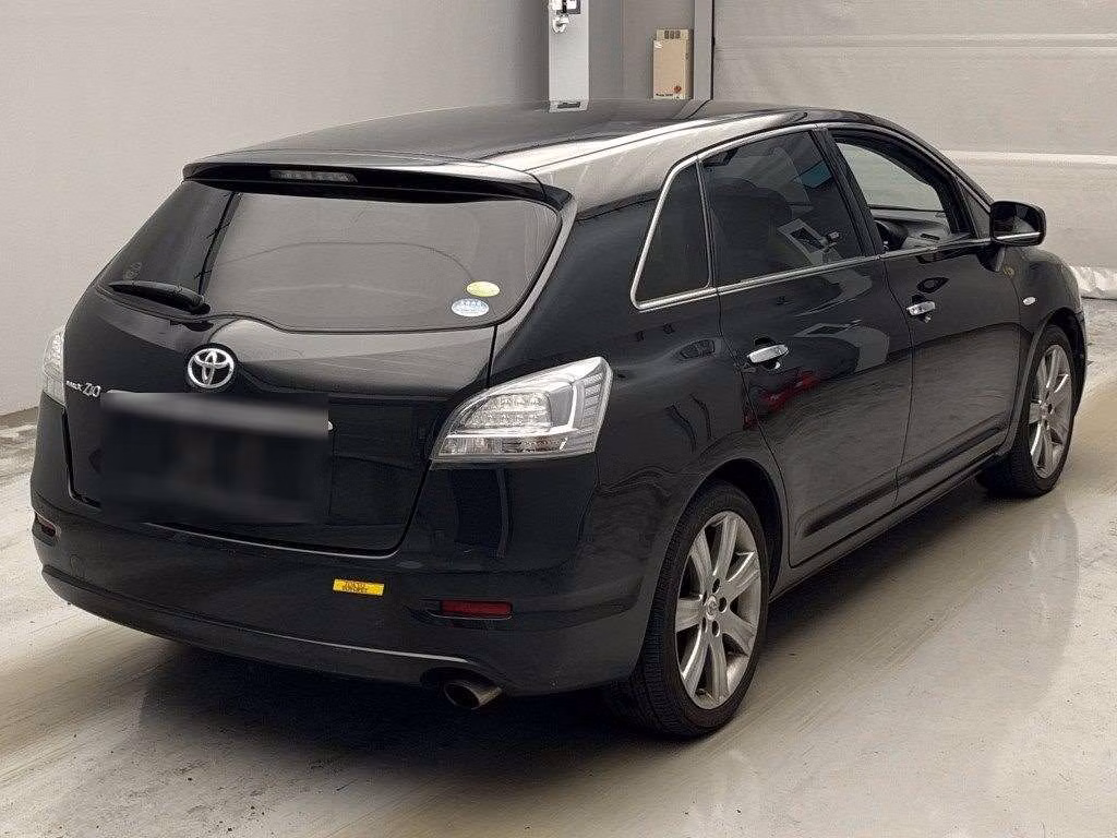 TOYOTA MARK X ZIO