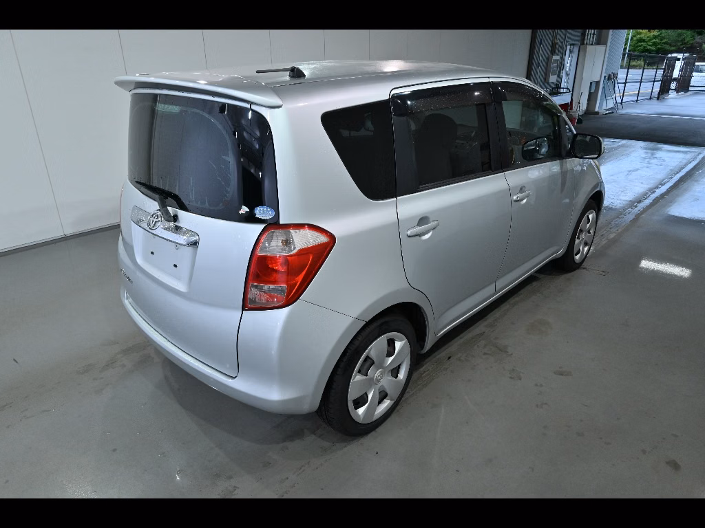TOYOTA RACTIS
