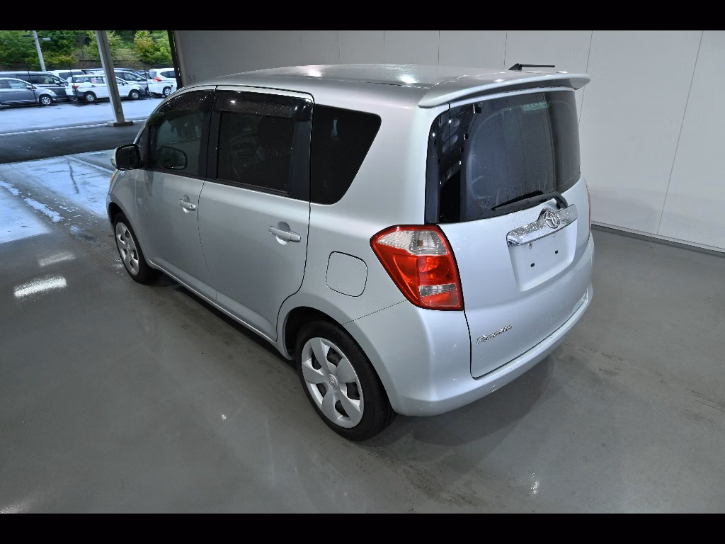 TOYOTA RACTIS