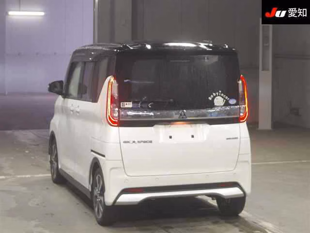 MITSUBISHI EK SPACE