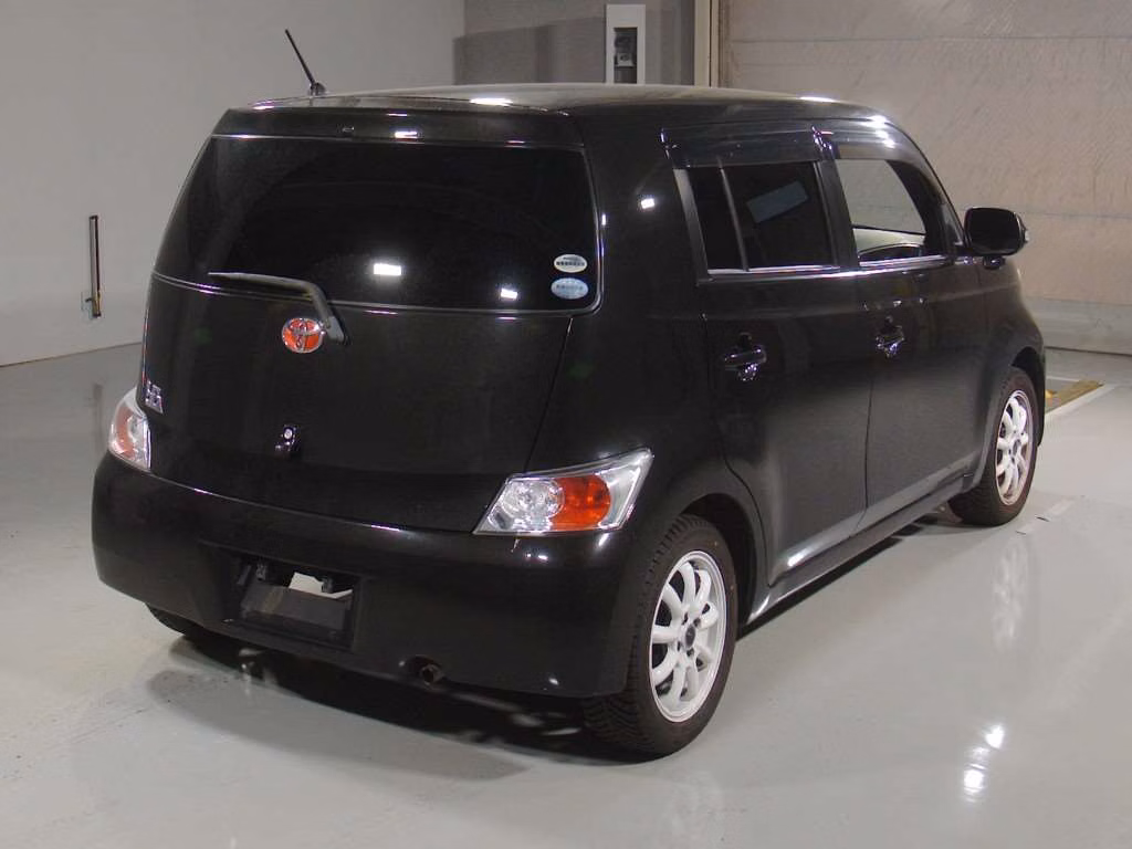 TOYOTA BB