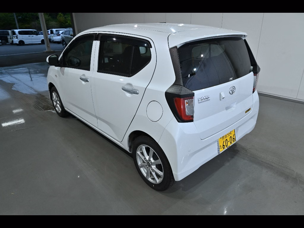 TOYOTA PIXIS EPOCH