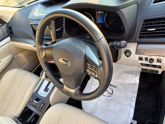 SUBARU LEGACY