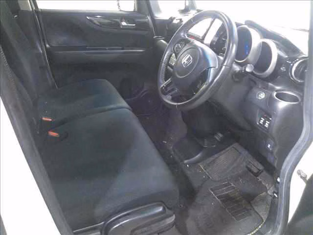 HONDA N-BOX+