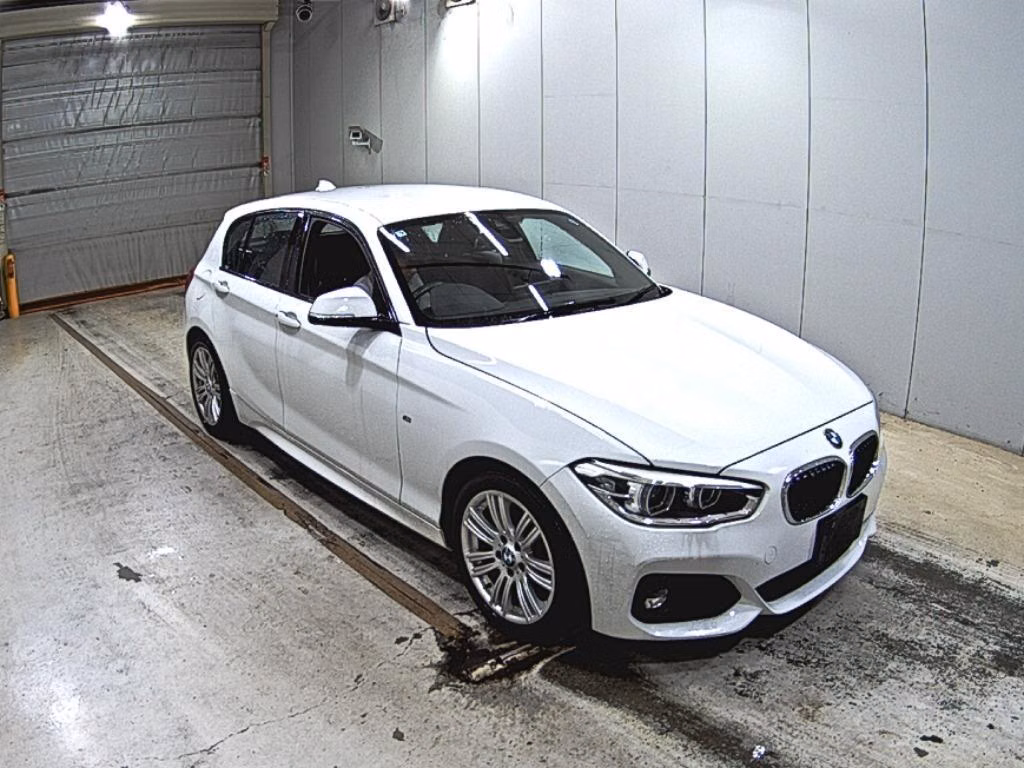 BMW 1-SERIES