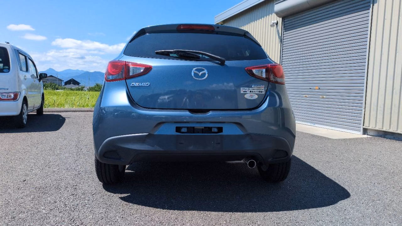 MAZDA DEMIO