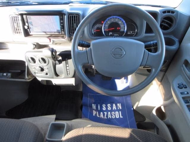 NISSAN NV100 CLIPPER