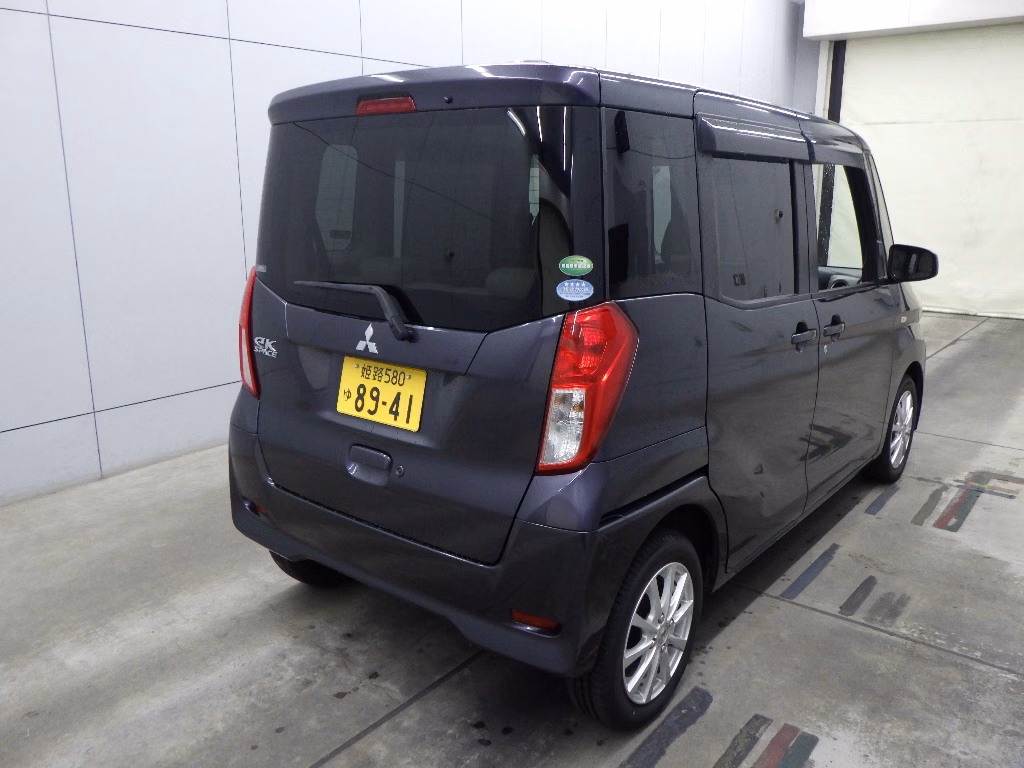 MITSUBISHI EK SPACE