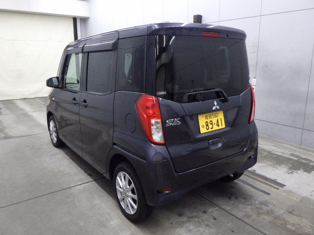 MITSUBISHI EK SPACE