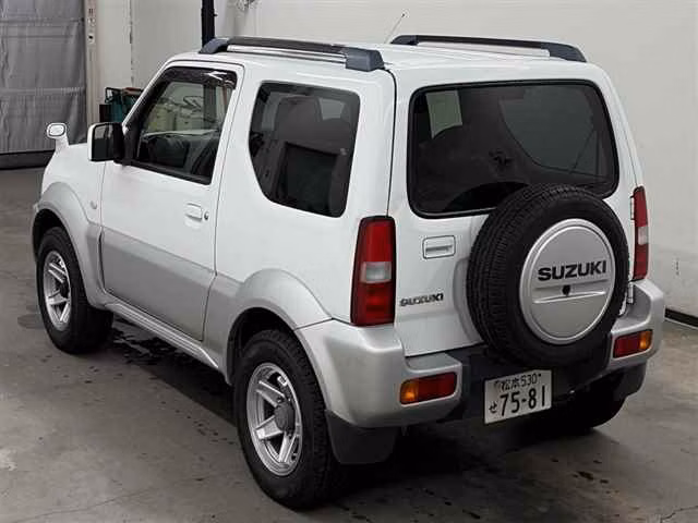 SUZUKI JIMNY SIERRA