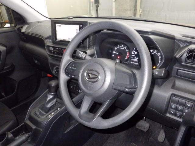 DAIHATSU ROCKY