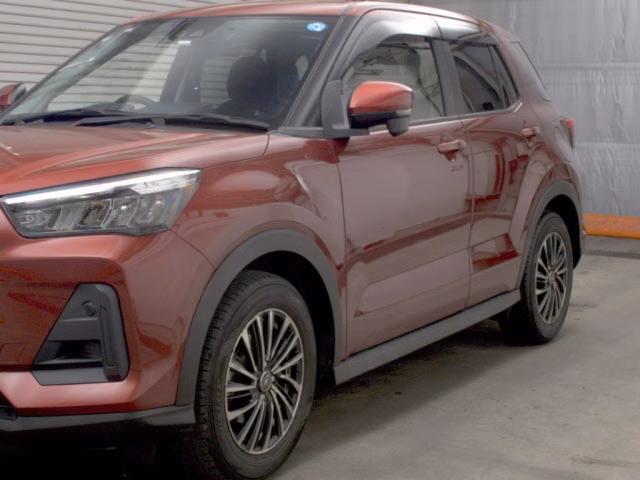 DAIHATSU ROCKY