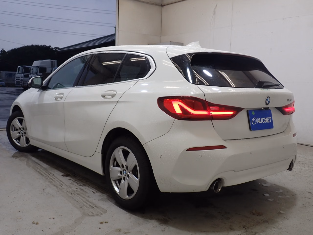BMW 1-SERIES