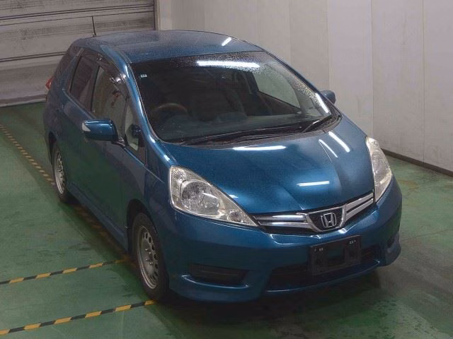 HONDA FIT SHUTTLE