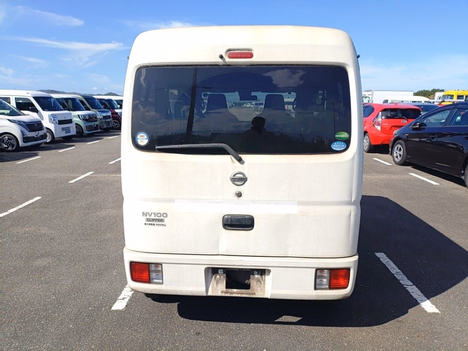 NISSAN NV100 CLIPPER