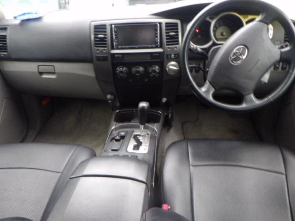 TOYOTA HILUX SURF