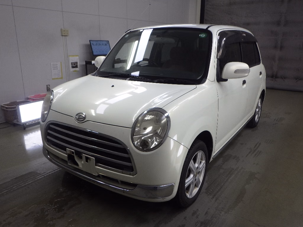 DAIHATSU MIRA GINO