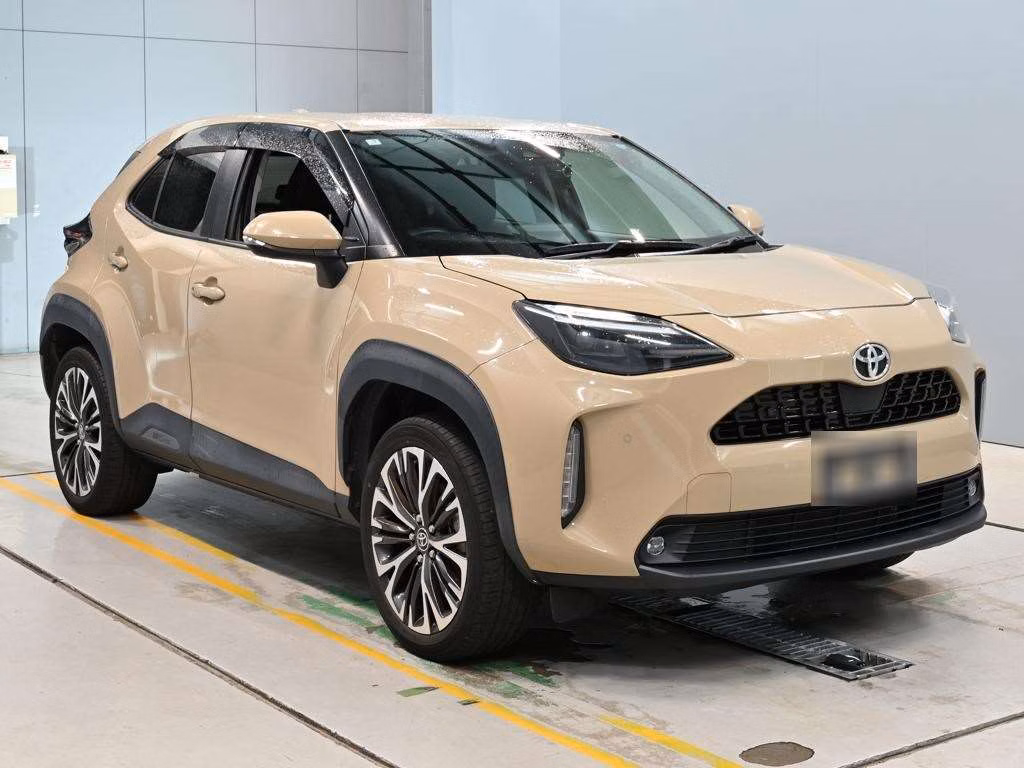 TOYOTA YARIS CROSS