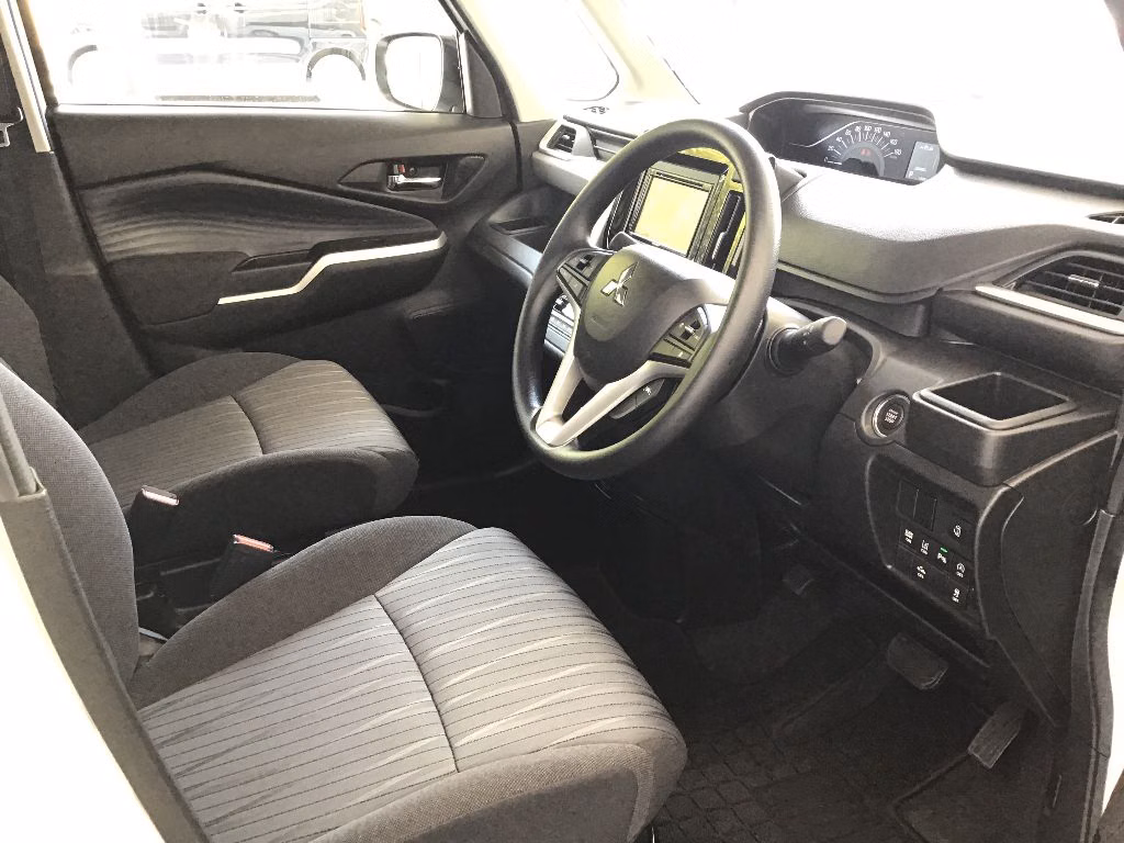 MITSUBISHI DELICA D:2