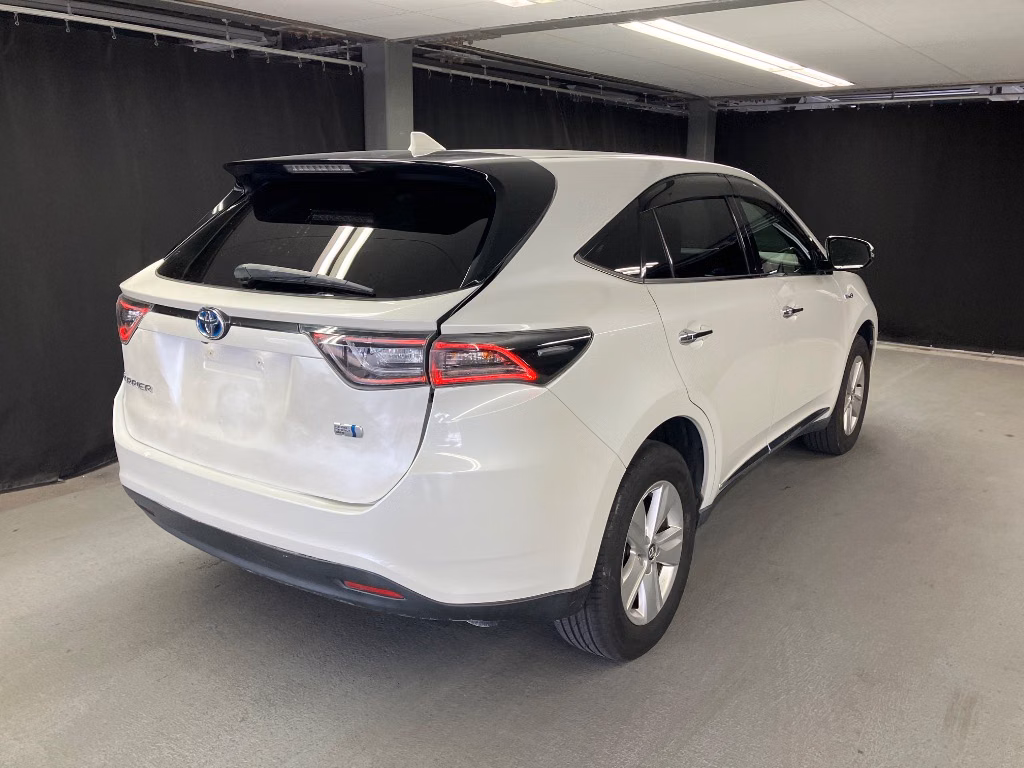 TOYOTA HARRIER