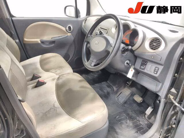 DAIHATSU MOVE LATTE