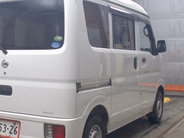 NISSAN NV100 CLIPPER