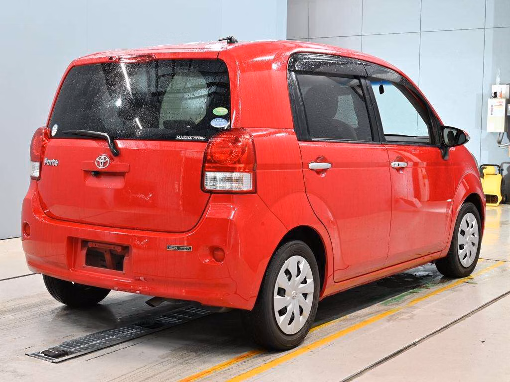TOYOTA PORTE
