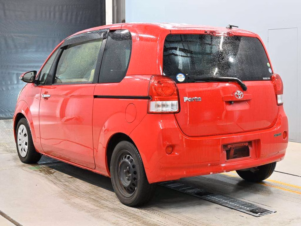 TOYOTA PORTE