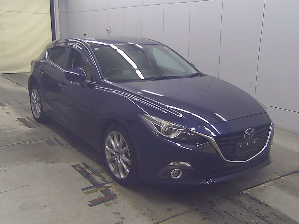 MAZDA AXELA