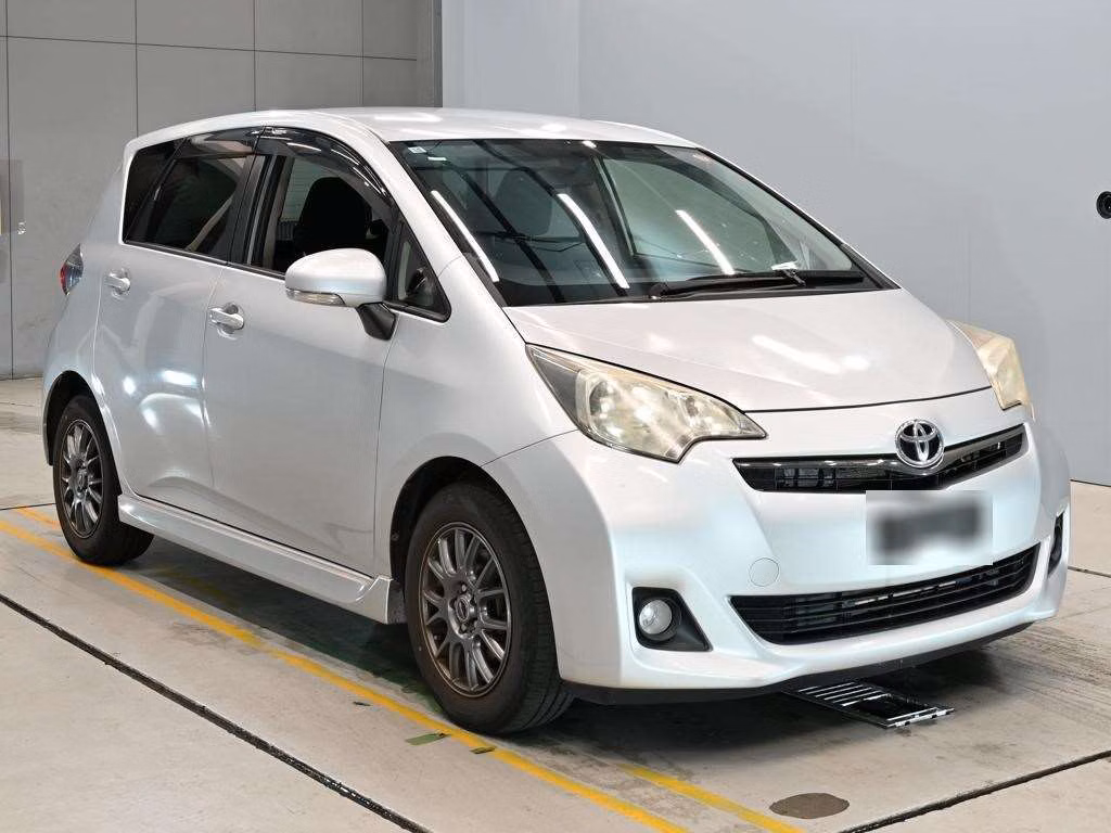 TOYOTA RACTIS