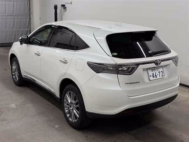 TOYOTA HARRIER