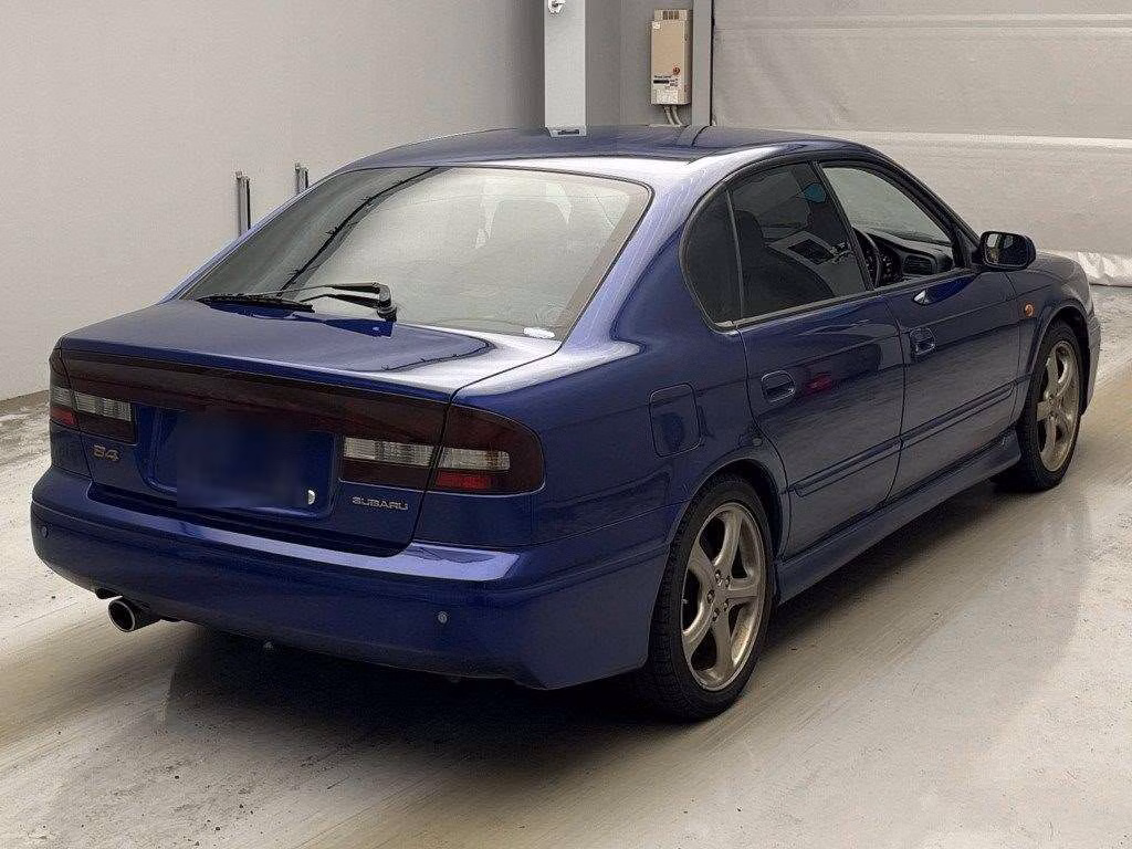 SUBARU LEGACY B4
