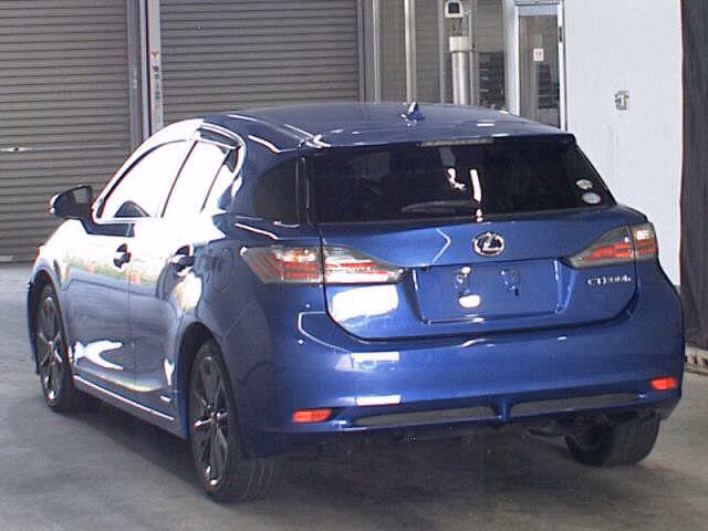 LEXUS CT200H