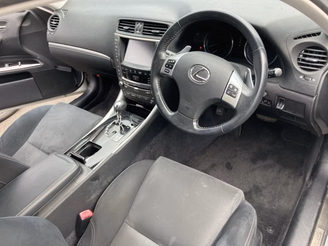 LEXUS IS250