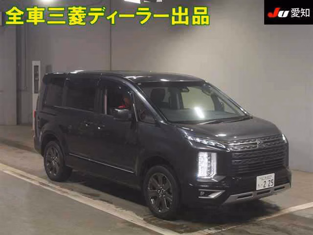 MITSUBISHI DELICA D:5