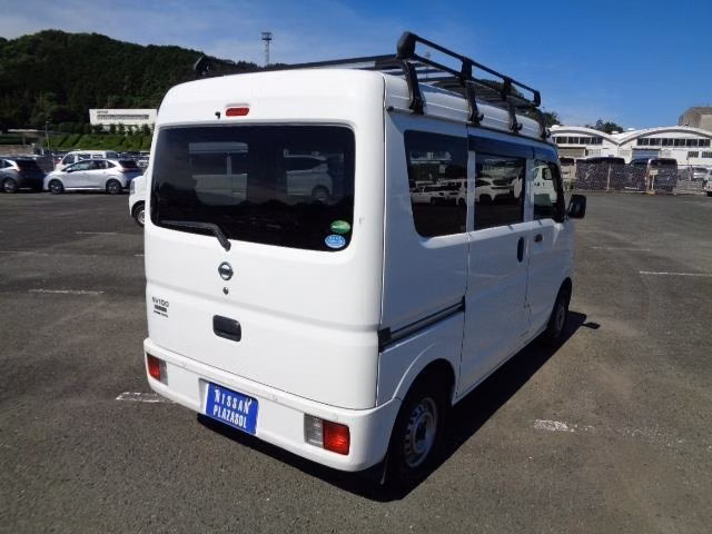 NISSAN NV100 CLIPPER