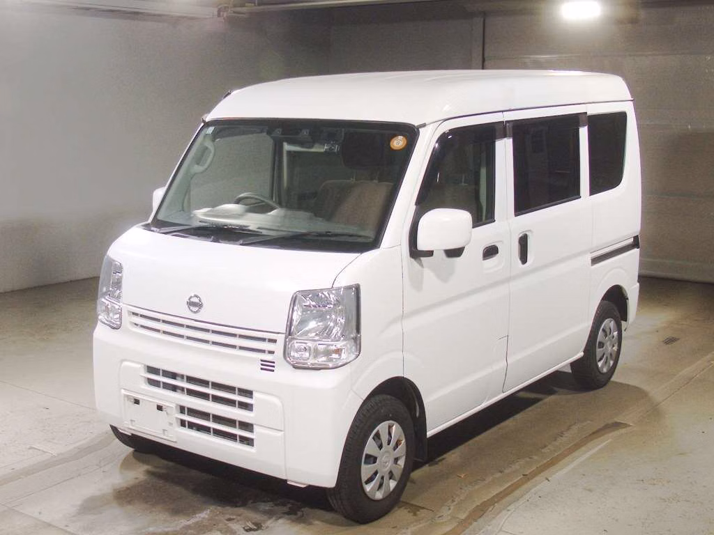 NISSAN NV100 CLIPPER