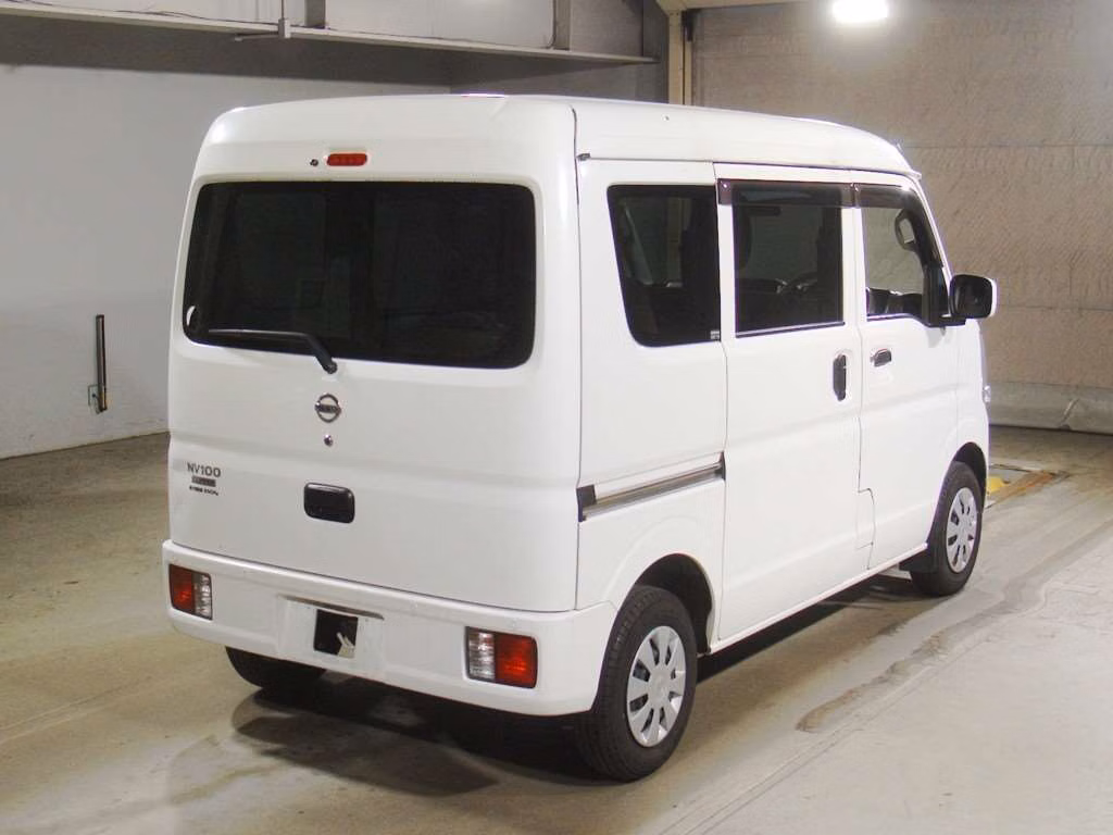 NISSAN NV100 CLIPPER