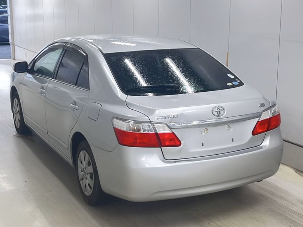 TOYOTA PREMIO