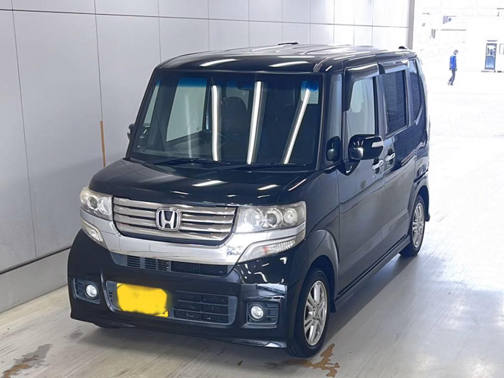 HONDA N-BOX