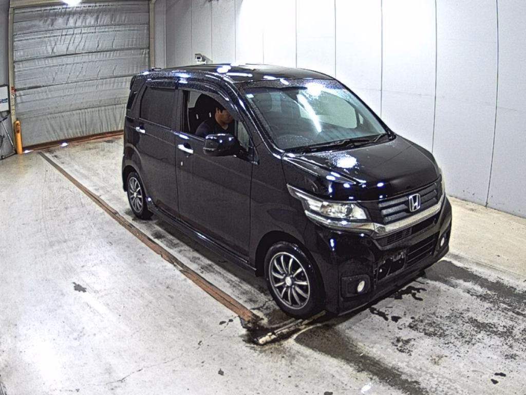 HONDA N-WGN