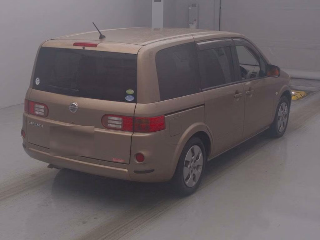 NISSAN LAFESTA