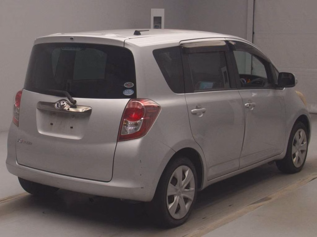 TOYOTA RACTIS