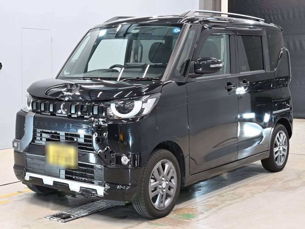 MITSUBISHI DELICA MINI