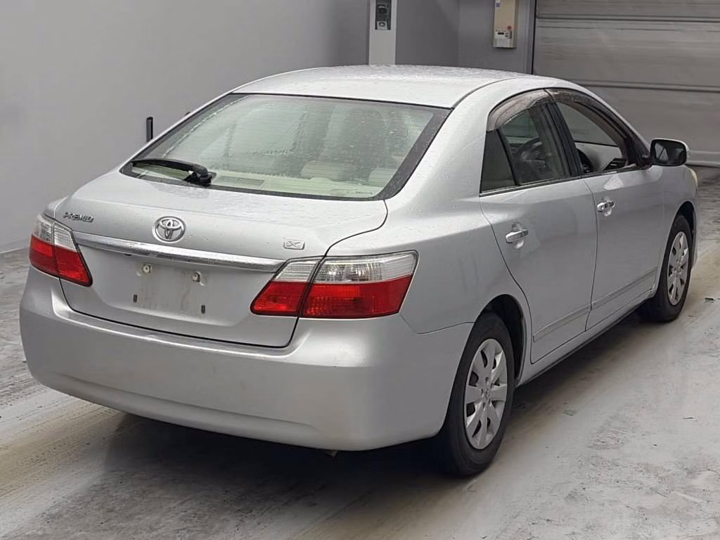 TOYOTA PREMIO