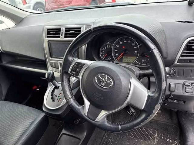 TOYOTA RACTIS
